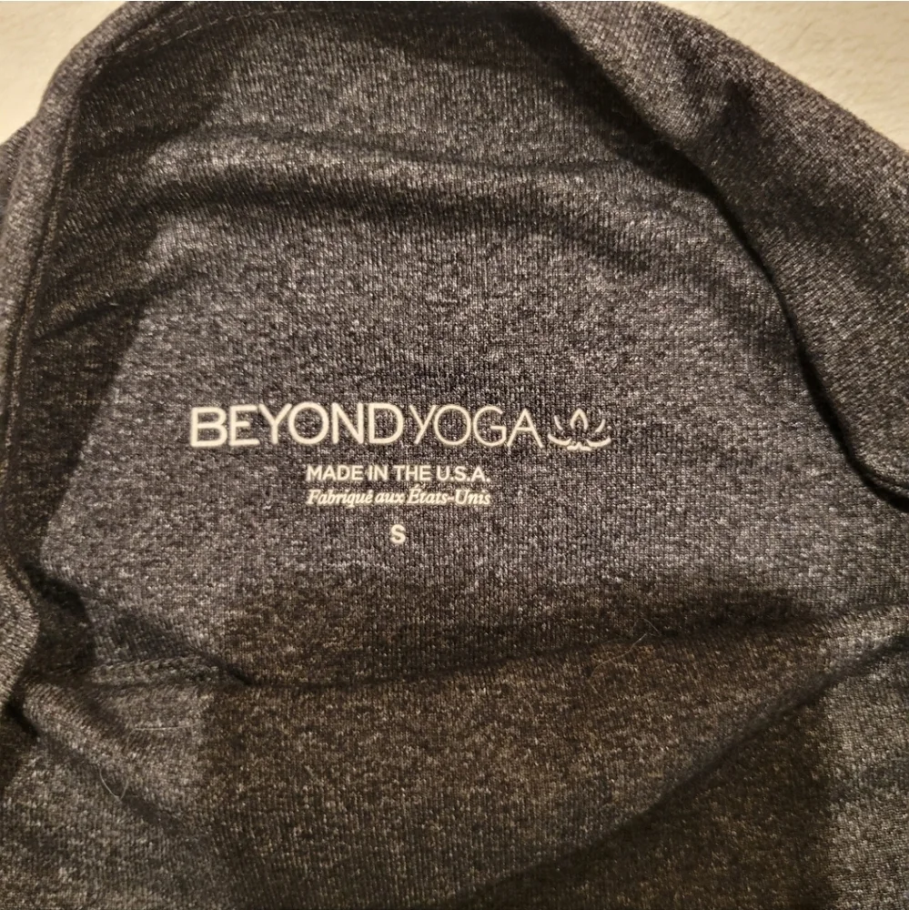 Beyond Yoga Women's Activewear Bundle Leggings & Top Mixed Sizes & Styles - Picture 9 of 16